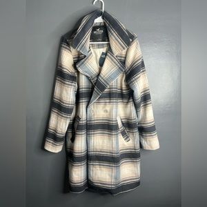 Hollister plaid thick coat